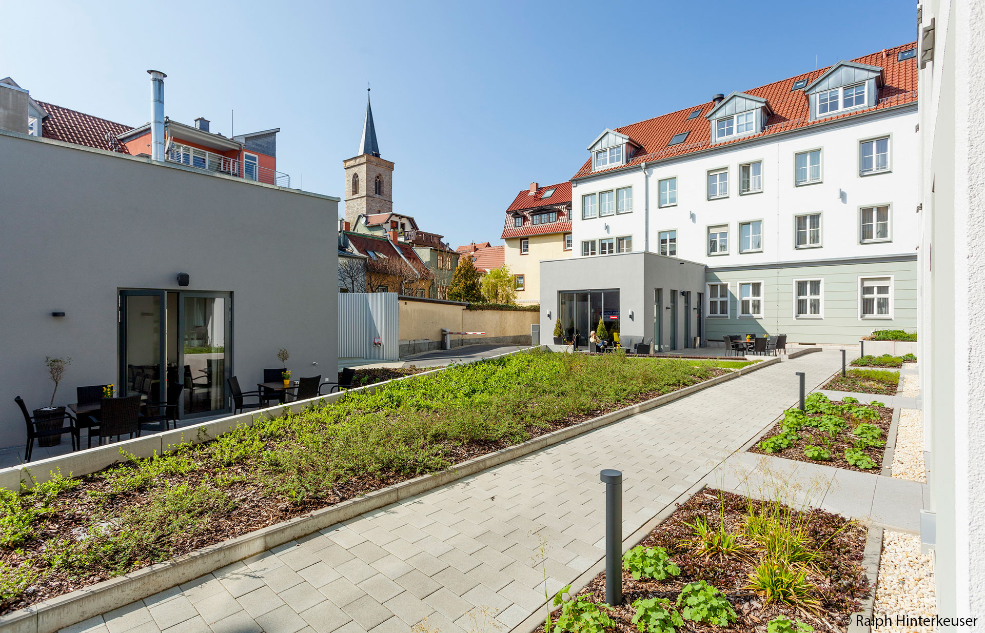 Innenhof-Hotel am Kaisersaal 4.jpg